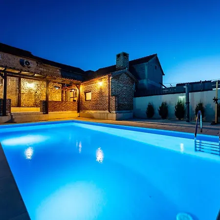 别墅 Dora With Heated Pool & Fitness Podgradina (Posedarje)