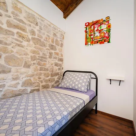Dora With Heated Pool & Fitness Podgradina (Posedarje)
