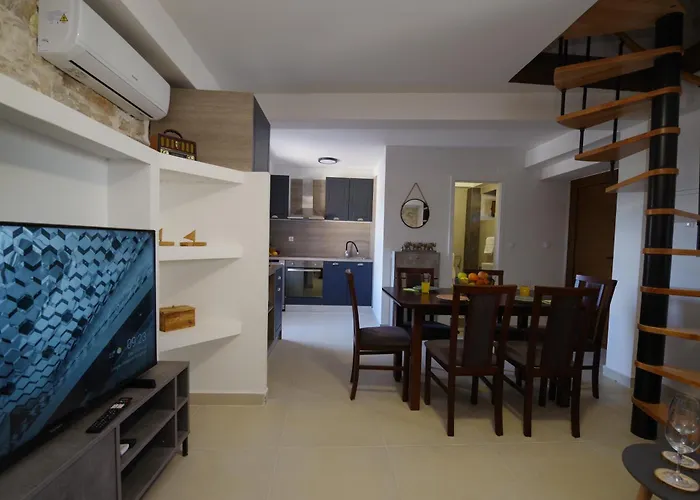 Dora With Private Pool *