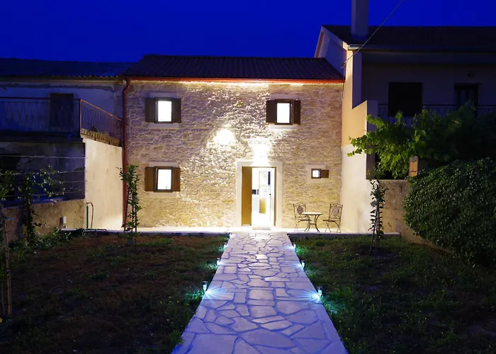 Вилла Dora With Private Pool Podgradina (Posedarje)